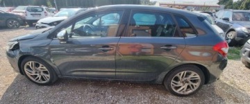 Citroen C4 II Hatchback 5d 1.6 HDi 92KM 2012 Citroen C4 2012r 1.6 HDI. Lekko uszkodzony lewy przod. Jezdzi. 1.6 92KM, zdjęcie 17