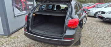 Opel Astra J Sports Tourer Facelifting 1.6 Twinport ECOTEC 115KM 2014 Opel Astra Salonowy 1.6 benzyna serwisowany. 1.6 Benzyna 115KM, zdjęcie 15