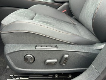 Cupra Formentor Crossover 1.5 TSI 150KM 2026 Cupra Formentor 1.5 e-TSI 150 KM 7-biegowa automat, zdjęcie 17