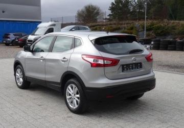 Nissan Qashqai II Crossover 1.2 DIG-T 115KM 2017 Nissan Qashqai 1.2 115KM Automat Bezwypadkowy Oplacony Okazja 1.2, zdjęcie 10