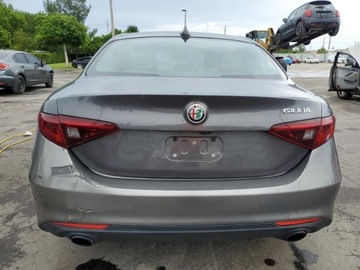 Alfa Romeo Giulia II Sedan Facelifting 2.0 Turbo 280KM 2023 Alfa Romeo Giulia 2023 ALFA ROMEO GIULIA SPRINT 2.0 Benzyna 280KM, zdjęcie 3