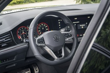 Volkswagen Touareg III SUV Facelifting 3.0 V6 TSI 340KM 2024 Volkswagen Touareg R-Line 3.0 V6 TFSI 4Motion, zdjęcie 14