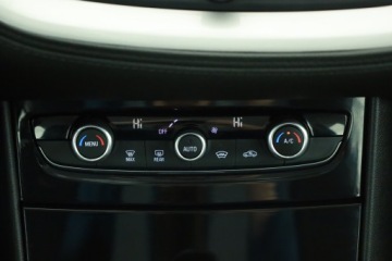 Opel 2018 Opel Grandland 1.2 Turbo, Salon Polska, zdjęcie 9