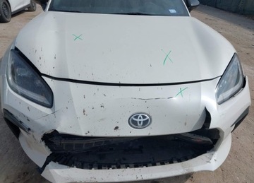 Toyota 2024 Toyota GR86 2024r., Premium, 2.4L, od ubezpieczalni 2.4 Benzyna 231KM, zdjęcie 2