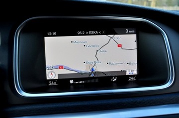 Volvo V40 II Hatchback Facelifting 2.0 D2 120KM 2017 Volvo V40 LiFt Full Led R-Design Digital Alcantara, zdjęcie 32