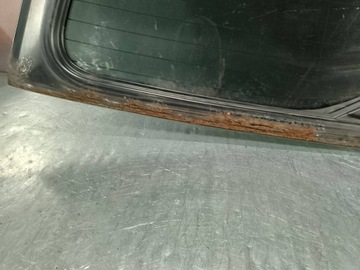 БАГАЖНОЕ СТЕКЛО BMW E39