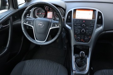 Opel Astra J Sedan 1.4 Turbo ECOTEC 140KM 2015 Opel Astra 1.4 T, Salon Polska, Serwis ASO, Klima, zdjęcie 6