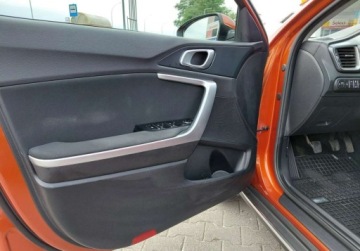 Kia XCeed Crossover 1.5 T-GDI 160KM 2022 Kia XCeed 1.5 Benzyna 160KM, zdjęcie 9