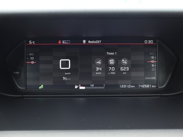 Citroen Grand C4 Picasso II Grand Picasso Facelifting 1.2 PurTech 130KM 2017 Citroen C4 Grand Picasso PureTech 130, 7 miejsc, zdjęcie 10