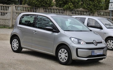Volkswagen up! Hatchback 5d Facelifting 1.0 75KM 2017 Volkswagen up Bezwypadkowy Wyposazony 5 Drzwi Benzyna 75KM, zdjęcie 1