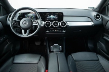 Mercedes GLB SUV 1.3 180 136KM 2021 Mercedes-Benz GLB 180 Style 7G-DCT Salon PL Autotrade 1.3 Benzyna 136KM, zdjęcie 23