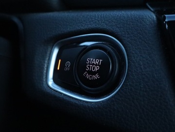 BMW Seria 2 G42-U06 Gran Coupe 1.5 218i 140KM 2020 BMW 2 Gran Tourer 218i Gran Tourer, Salon Polska, zdjęcie 17