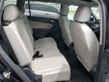 Volkswagen Tiguan II 2020 Volkswagen Tiguan 2020 VOLKSWAGEN TIGUAN SE 2.0 Benzyna 184KM, zdjęcie 10