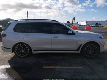 BMW X7 2024 BMW X7 XDrive40i 2024, 3.0L R6 375KM, auto odpala i jezdzi, od ubezpieczal, zdjęcie 5