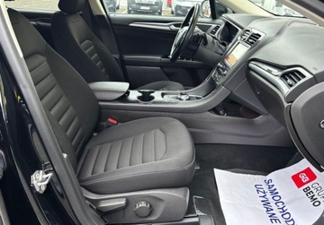 Ford Mondeo V Kombi 2.0 TDCi 150KM 2019 Ford Mondeo 2.0 EcoBlue 150KM Pakiet Busuiess Kamera HAK Full LED Salon PL, zdjęcie 14