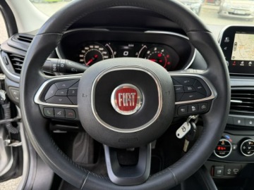 Fiat Tipo II Hatchback 1.6 MultiJet 120KM 2017 Fiat Tipo Swiatła Led. Kamera cof. Navigacja., zdjęcie 20