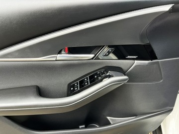 Mazda CX-30 2.0 SKYACTIV-G 150KM 2021 Mazda CX-30 2.0 AWD/Automat / Navi /Kamera 360, zdjęcie 36