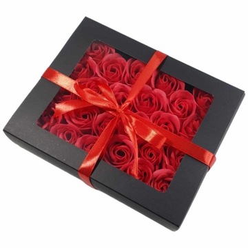 Ароматная цветочная коробка В КОРОБКЕ с 24 КРАСНЫМИ мыльными розами в подарок