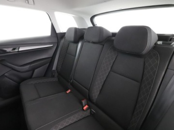 Skoda Karoq Crossover 1.0 TSI 115KM 2020 Škoda Karoq Skoda Karoq 1.0TSI Ambition Nawigacja, zdjęcie 16