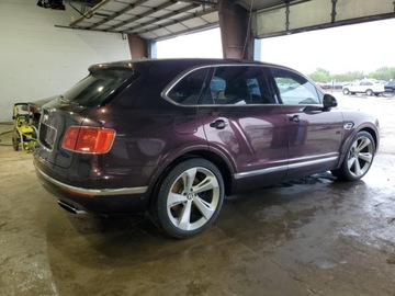 Bentley Bentayga 2018 Bentley Bentayga 2018 6.0l 6.0 Benzyna 600KM, zdjęcie 3