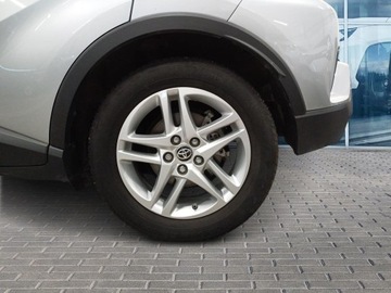 Toyota C-HR I Crossover Facelifting 1.8 Hybrid 122KM 2023 Toyota C-HR 1.8 Hybrid GPF Comfort 1.8 Hybrid GPF, zdjęcie 27