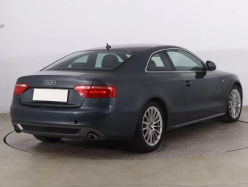 Audi A5 8T Coupe 2.7 TDI 190KM 2009 Audi A5 2.7 TDI, 187 KM, Automat, Skóra, Navi, zdjęcie 4