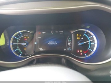 Chrysler Pacifica II 2023 Chrysler Pacifica 2023 CHRYSLER PACIFICA HYBRID TOURING L 3.6 Hybryda 260KM, zdjęcie 9