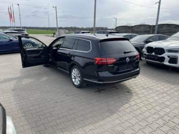 Volkswagen Passat B8 Variant 2.0 TDI 150KM 2015 Volkswagen Passat Variant Highline Automat Skóra, zdjęcie 3