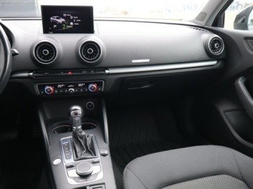Audi A3 8V Sportback 5d Facelifting 1.5 TFSI 150KM 2018 Audi A3 1.5 TFSI, Salon Polska, Automat, Navi, zdjęcie 7
