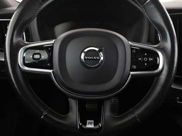 Volvo XC60 II Crossover D4 190KM 2018 Volvo XC 60 GRATIS! Pakiet Serwisowy o wartości, zdjęcie 20