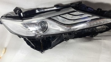 LAMPA PRAWA REFLEKTOR PRAWY TOYOTA CAMRY VIII 2021-r> EU
