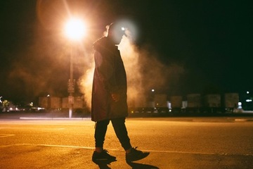 ШЛЯПА С ФОНАРЕМ СВЕТОДИОДНАЯ ЛАМПА СЕНСОРНАЯ ЗАРЯДКА USB