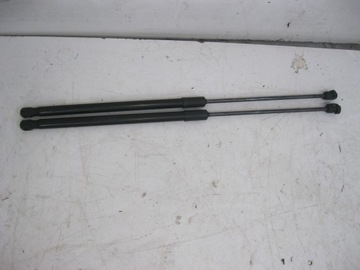 AUDI Q2 81A TLUMIČ VZPĚRA/TLAKOVAČ KRYT ZADNÍ 81A827552A