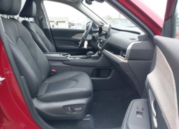 Toyota 2025 Toyota Grand Highlander 2025r., Lander Platinum, 2.4L, od ubezpieczalni 2.4, zdjęcie 9