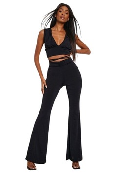 Boohoo damski czarny top z dekoltem w szpic 38