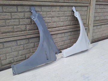 COROLLA HB E21 E210 XII 19-24/SUZUKI SWACE BLATNÍK LEVÝ PŘEDNÍ ORIGINÁLNÍ