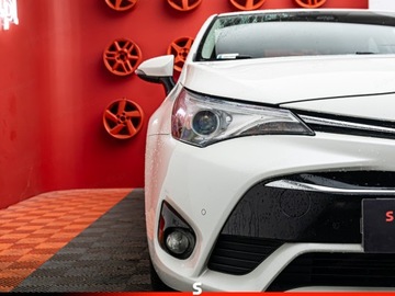 Toyota Avensis III Sedan Facelifting 2015 2.0 D-4D 143KM 2016 TOYOTA Avensis 2.0 D-4D Sedan 143KM 2016, zdjęcie 19