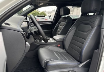 Volkswagen Touareg III R 3.0 V6 TSI eHybrid 462KM 2023 Volkswagen Touareg R 3.0 V6TFSI PHEV 462KM Kamera360 Kamera Noktowizyjna L, zdjęcie 1