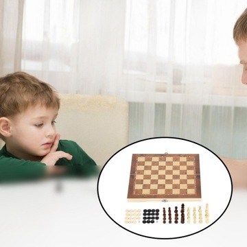 Деревянные шахматы и шашки 1. Поделка