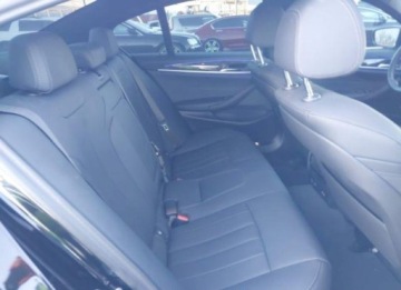 BMW Seria 5 G90-91 2023 BMW Seria 5 2023, 3.0L, od ubezpieczalni 3.0 Benzyna 335KM, zdjęcie 10