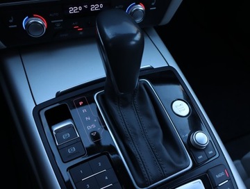 Audi A6 C7 Avant Facelifting 2.0 TDI ultra 190KM 2015 Audi A6 2.0 TDI, 187 KM, Automat, Skóra, Navi, zdjęcie 16