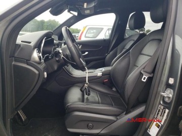 Mercedes CLC 2021 Mercedes-Benz CLC 2021 r.,2,0L 300 4MATIC 2.0 Benzyna 255KM, zdjęcie 7