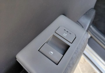 Kia 2025 Kia EV4 EV4 samochod demo dealera, wersja Business Line Elektryczny 204KM, zdjęcie 21