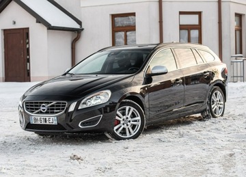 Volvo V60 I Kombi 2.0 D3 163KM 2012 Volvo V60 R-Design 2.0d D4 163KM 5cylinów Manual, zdjęcie 10