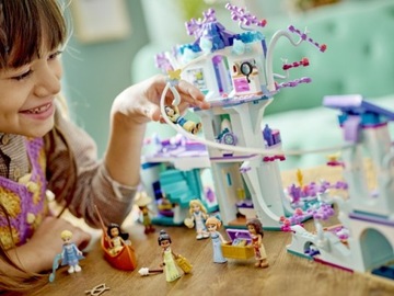LEGO — DISNEY 100 — ЗАЧАРОВАННЫЙ ДОМ НА ДЕРЕВЕ — 43215