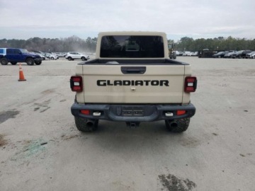 Jeep Gladiator 2020 Jeep Gladiator 2020, 3.6L, od ubezpieczalni 3.6 Benzyna 285KM, zdjęcie 4