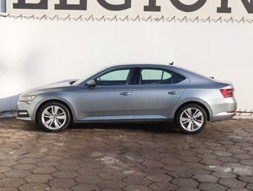 Skoda Superb III Liftback Facelifting 2.0 TSI 190KM 2020 Skoda Superb 2.0 TSI, Salon Polska, Serwis ASO, zdjęcie 2