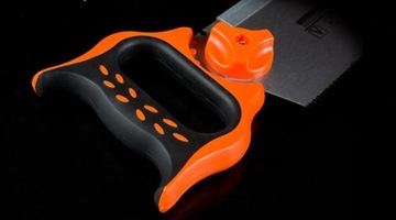 Торцовочная пила для резки лепнины под углом