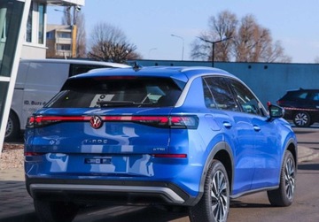 Volkswagen T-Roc I SUV Facelifting 1.5 TSI ACT 150KM 2026 Volkswagen T-Roc LED Matrix, Climatronic, dostepny od reki 1.5 Benzyna, zdjęcie 4