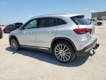 Mercedes GLA II 2021 Mercedes-Benz GLA 250 2021 2.0l 2.0 Benzyna 221KM, zdjęcie 1